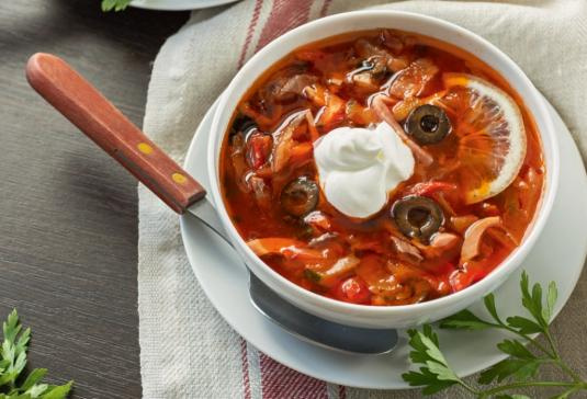 Рецепт вкусной солянки с копченостями.jpg