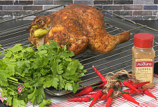 Цыпленок в аджике