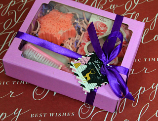 Подарочный набор мыла и свечей "Нежность"