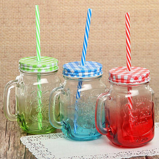 Банка с ручкой, крышкой и трубочкой 11*8*13.5 см