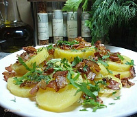 Теплый картофельный салат по-немецки