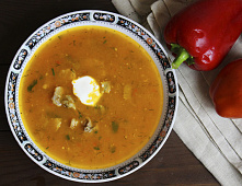 Суп с томатами и сладким перцем