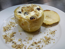 Яблоко запеченное с творогом