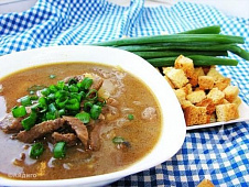 Густой говяжий суп