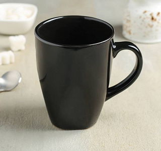 Черная кружка