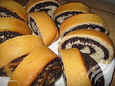 Булочки с маком