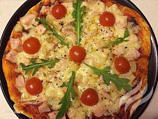 Пицца «Гавайская» с ананасом и курицей