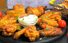 Крылышки с куркумой и копчёной паприкой