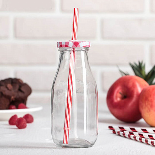 Бутыль с крышкой и трубочкой 6*6*15,5 см