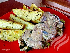 Мясо в сливочной подливе