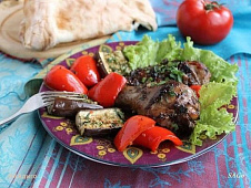 Ароматная курица с овощами