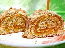 Рулет с курагой